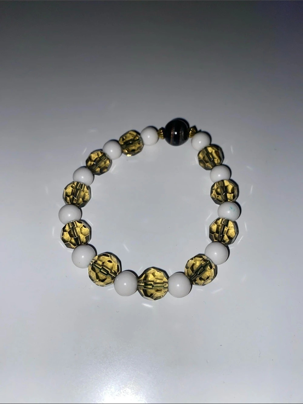 Stretch Beaded Vintage Bracelet